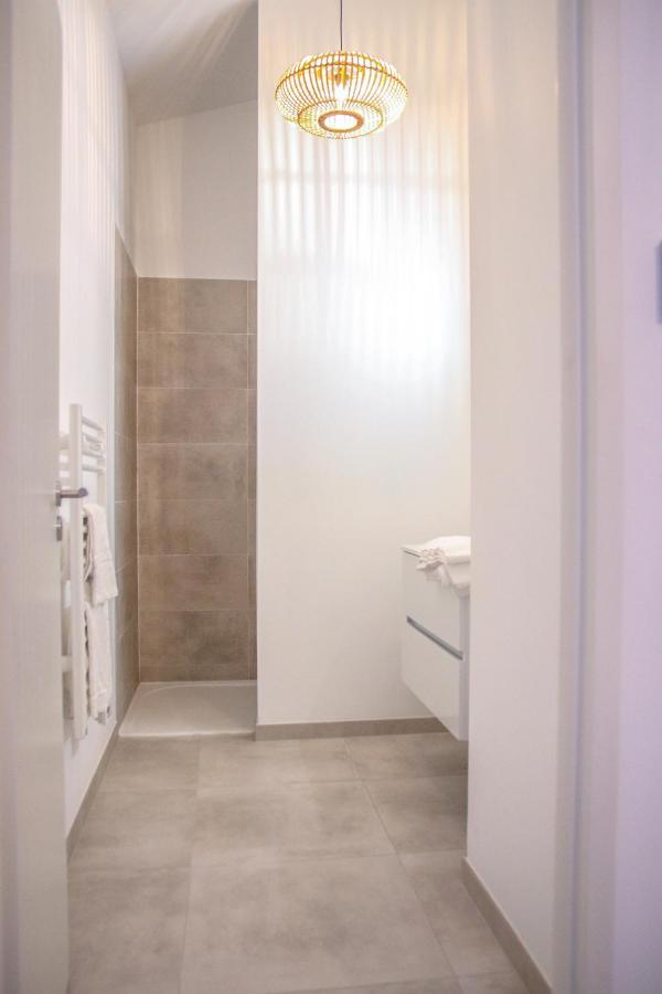 Appartement T3 A 5 Minutes Du Port Et De La Plage 37 Сен Сир сюр Мер Екстериор снимка